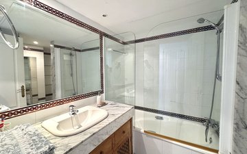 Property slide 14