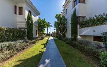 Property slide 22