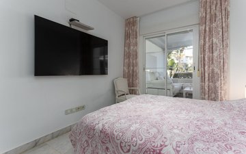 Property slide 20