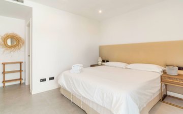 Property slide 24