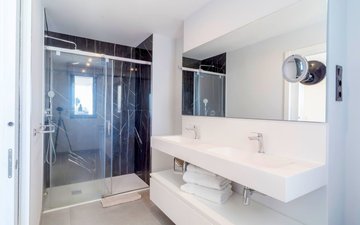 Property slide 31