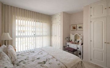 Property slide 22