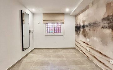 Property slide 29