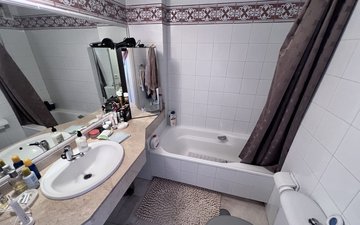 Property slide 10