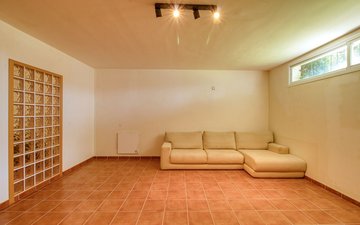 Property slide 39