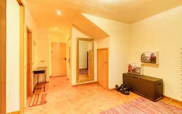 Property slide 40