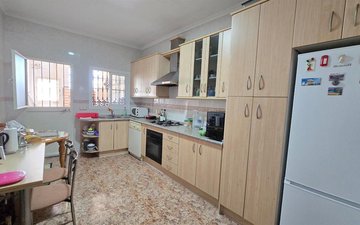 Property slide 20