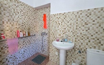 Property slide 31