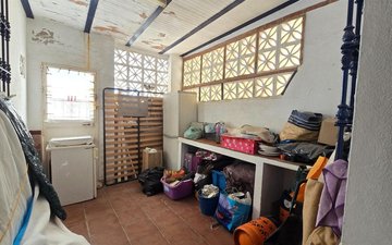 Property slide 35