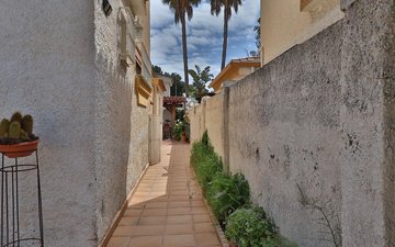 Property slide 19