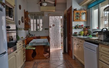 Property slide 43