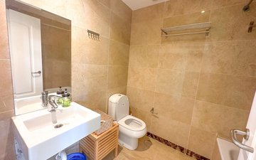 Property slide 10