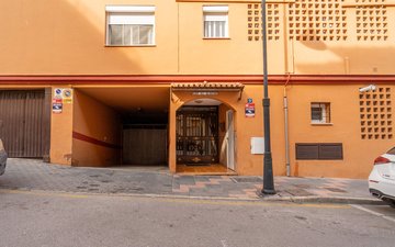 Property slide 25