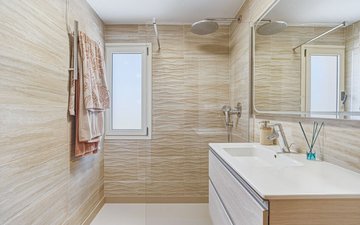 Property slide 20