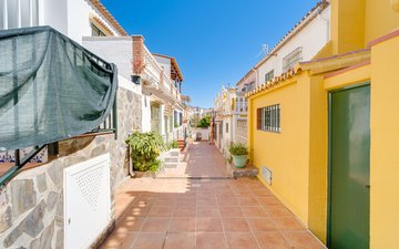 Property slide 30