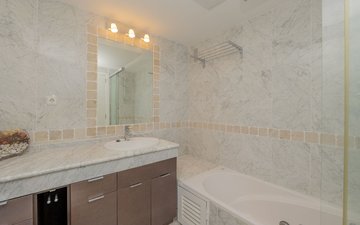 Property slide 19
