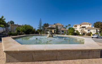 Property slide 27