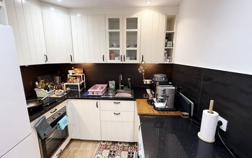 Property slide 7