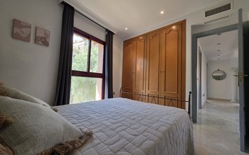 Property slide 20