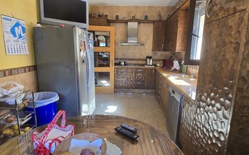 Property slide 22