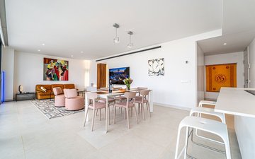 Property slide 17