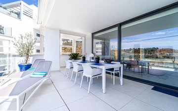 Property slide 20