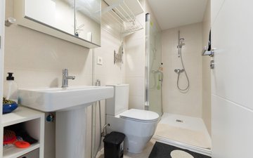 Property slide 14