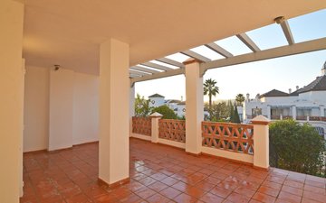 Property slide 20