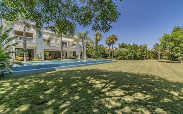Property slide 18