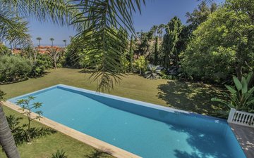 Property slide 31