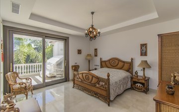 Property slide 41