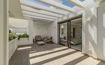 Property slide 46