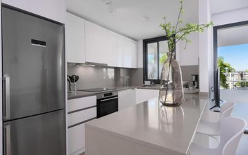 Property slide 10