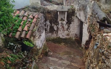 Property slide 30