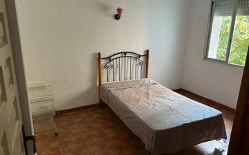Property slide 16