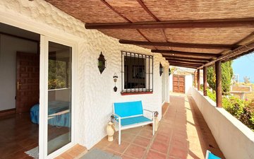 Property slide 10