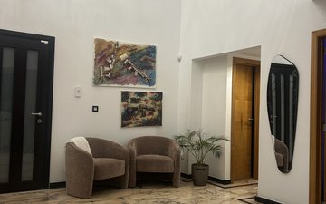 Property slide 10