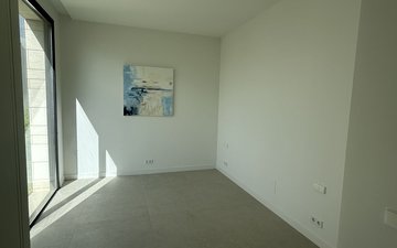 Property slide 22