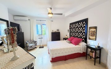 Property slide 21