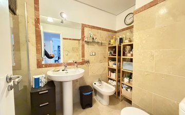 Property slide 25