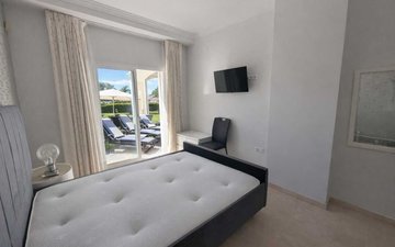 Property slide 40