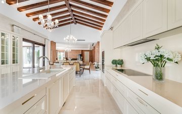 Property slide 10