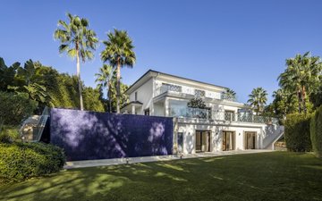 Property slide 24