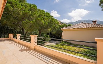 Property slide 35