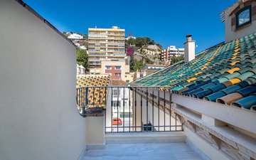 Property slide 21