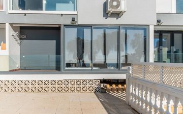 Property slide 10
