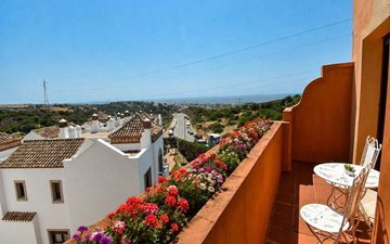 Property slide 20
