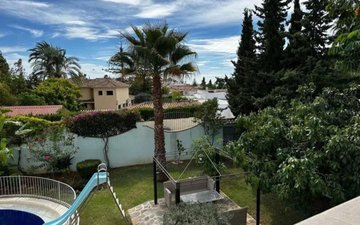 Property slide 14