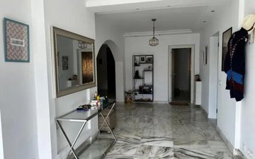 Property slide 17