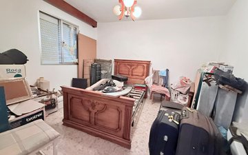 Property slide 16